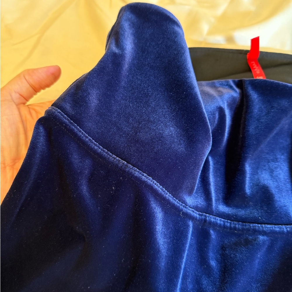 SPANX- Navy Blue High-Waisted Velvet Leggings